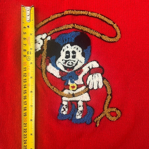 Vintage American Characters: Walt Disney Productions sweater - Picture 4 of 7